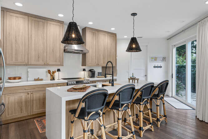 EAGLES LANDING - Residential