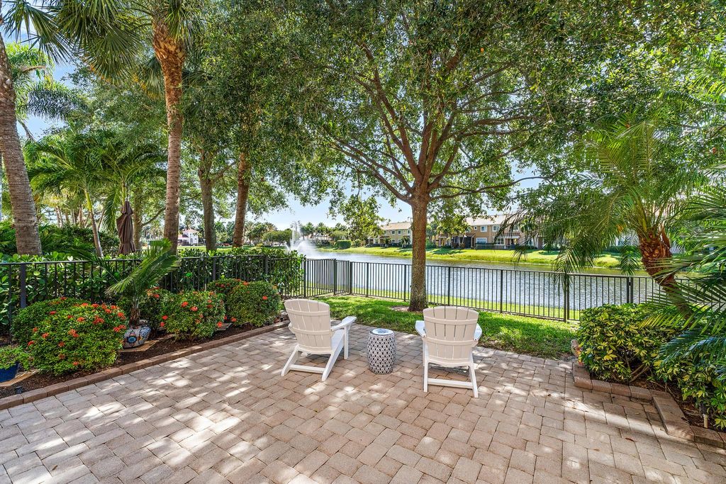 Photo of 4608 Cadiz Circle, Palm Beach Gardens, FL 33418 (MLS # R11092537)