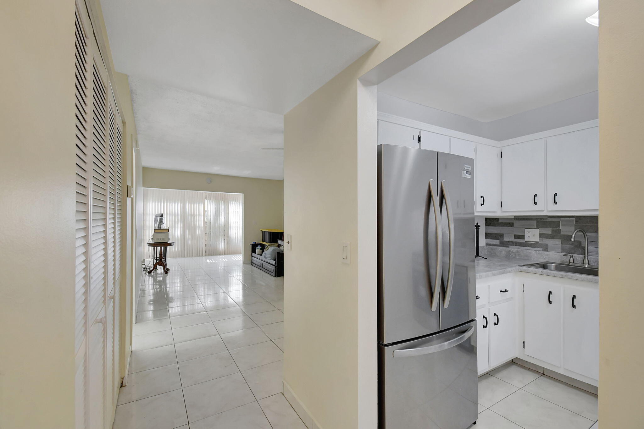 Lauderdale Oaks - Residential