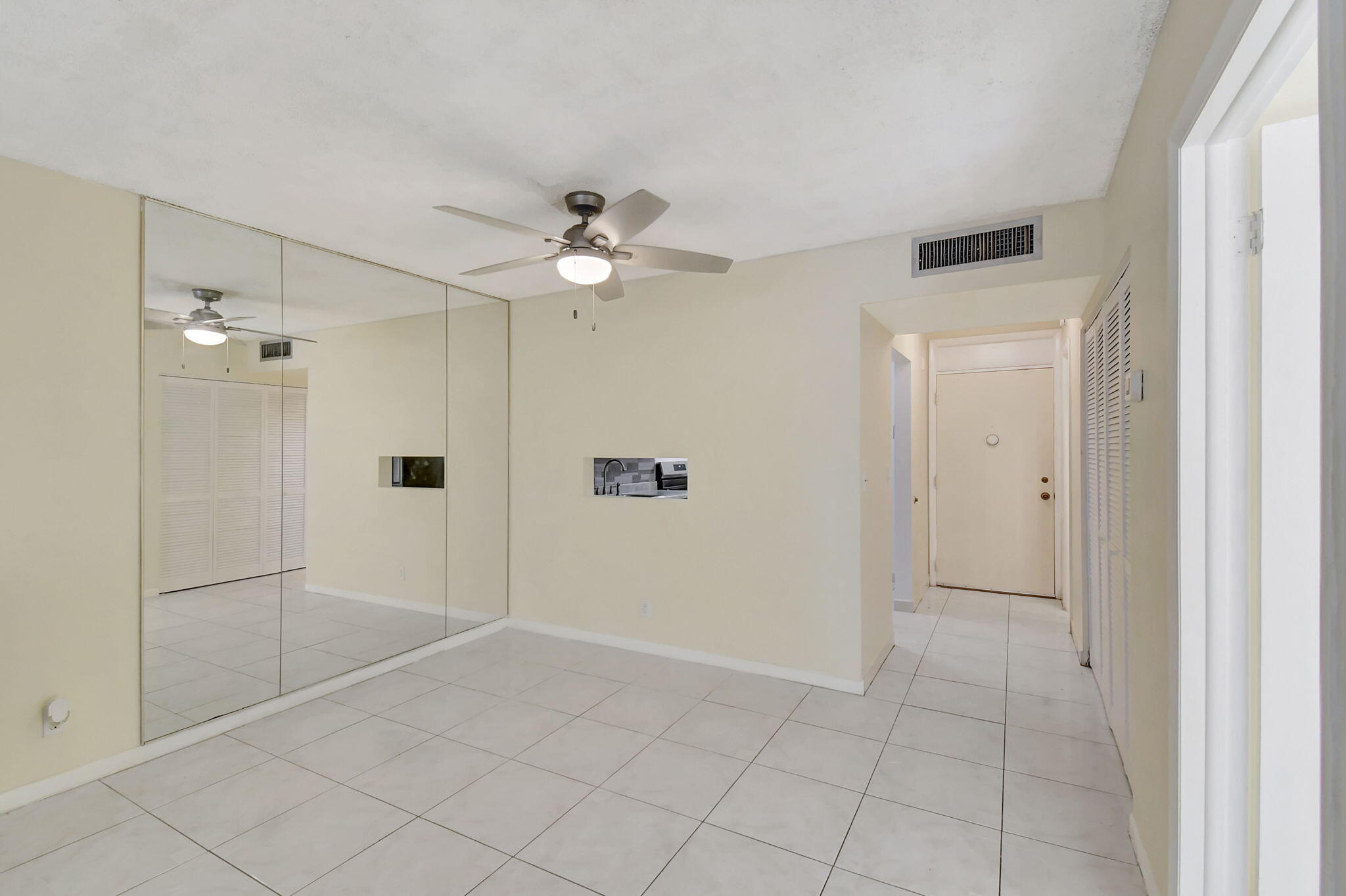Lauderdale Oaks - Residential