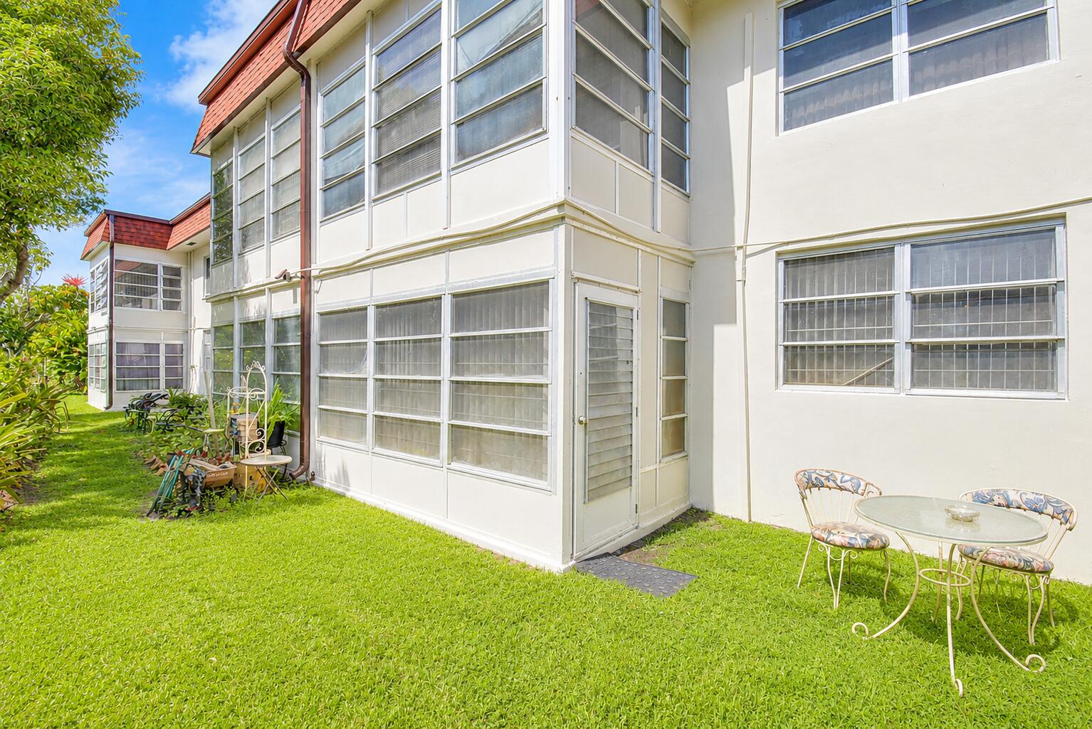 Lauderdale Oaks - Residential