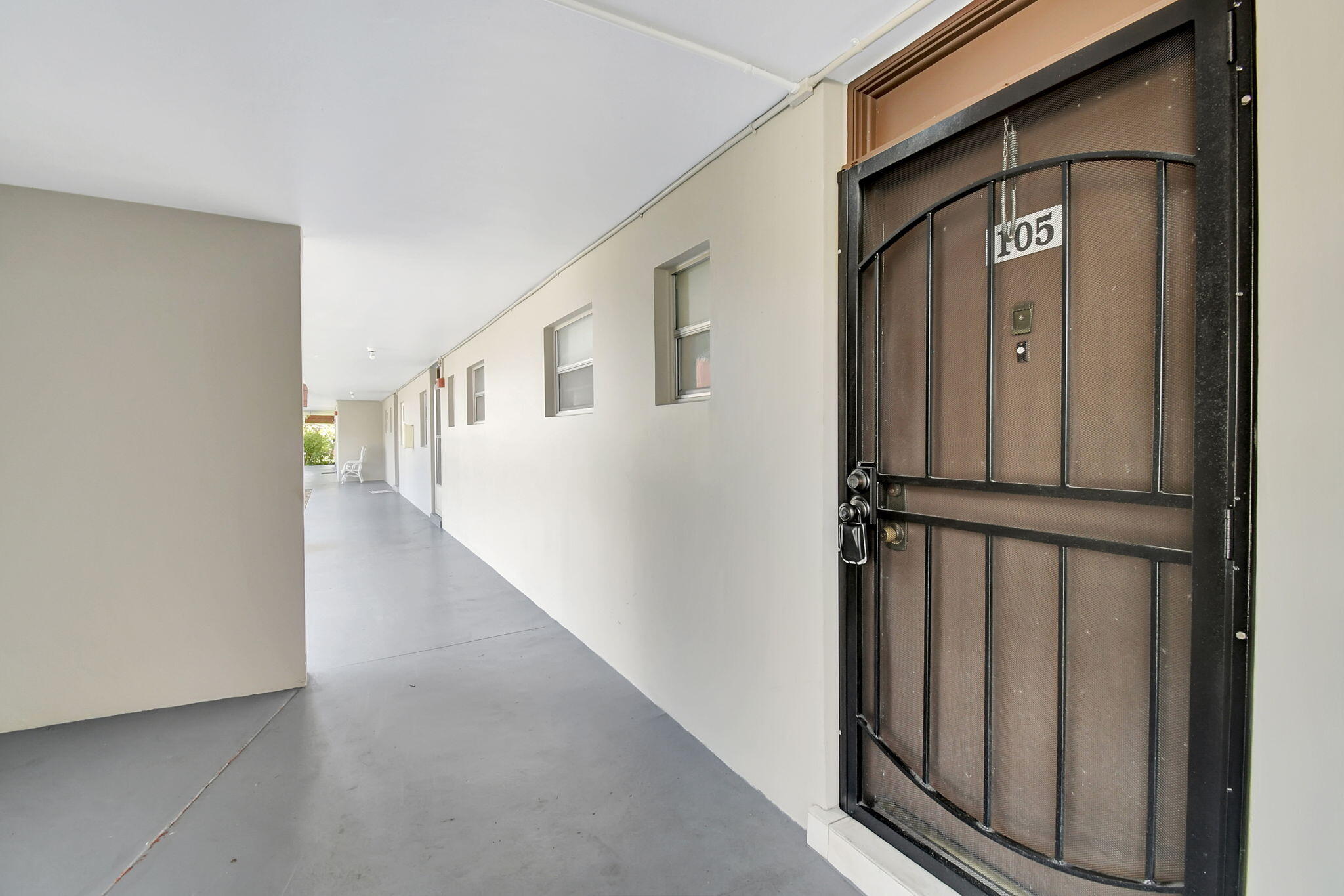 Lauderdale Oaks - Residential