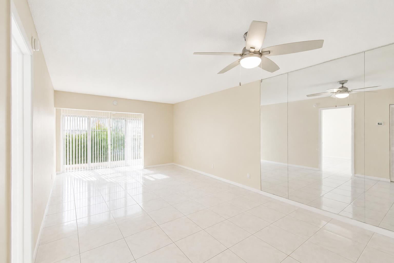 Lauderdale Oaks - Residential