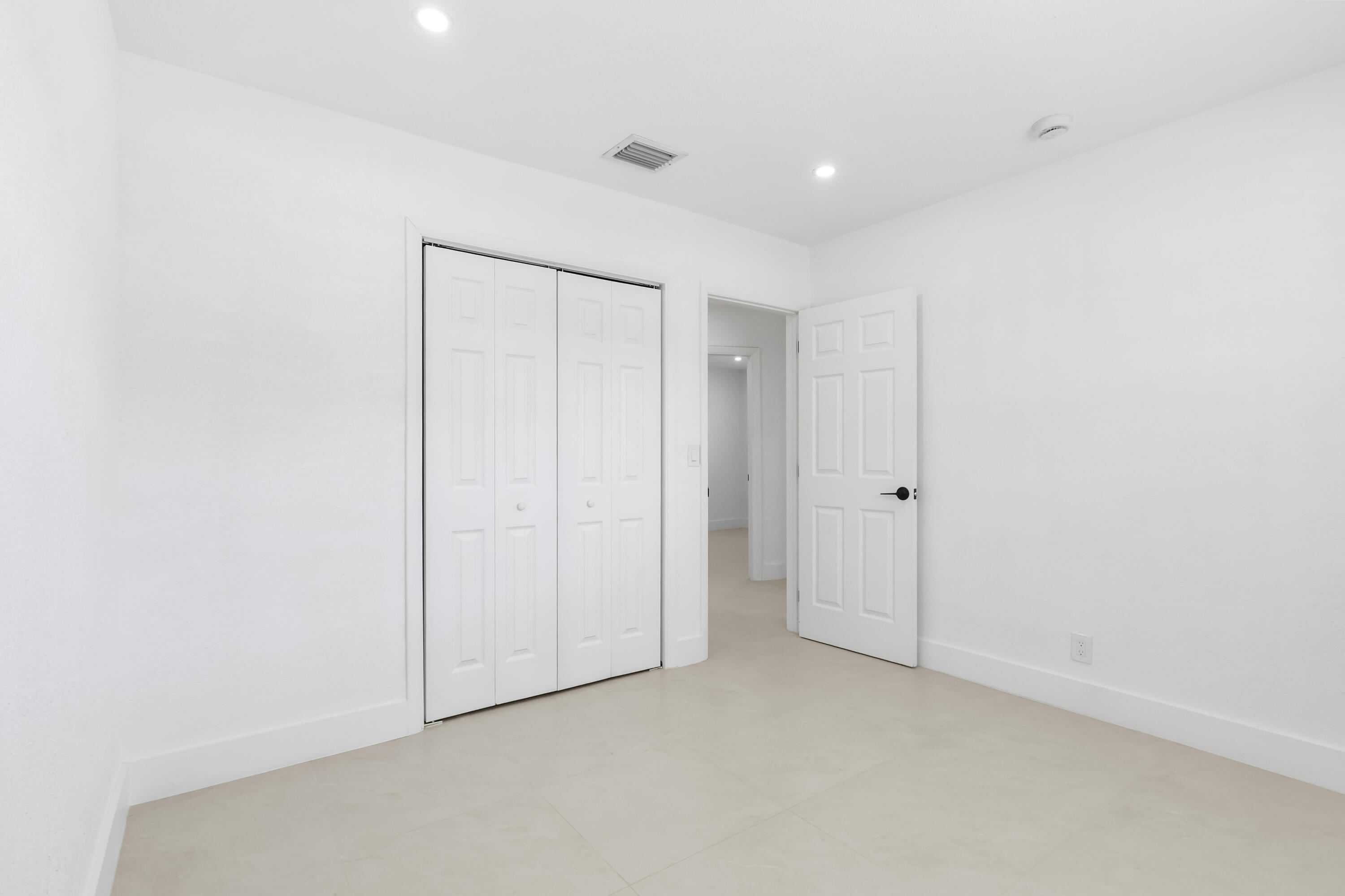 BOULEVARD HEIGHTS SEC 6 - Residential Lease