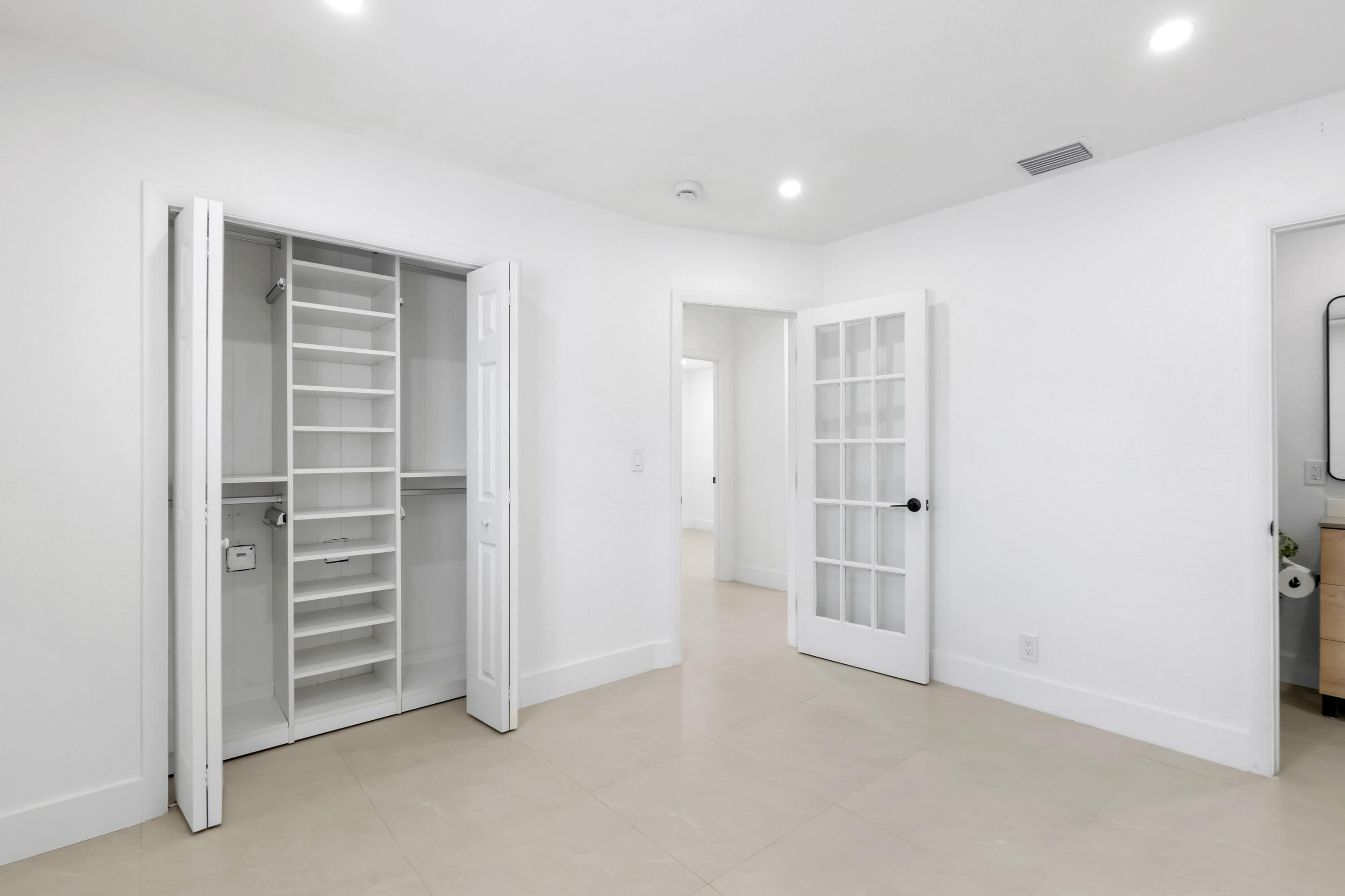 BOULEVARD HEIGHTS SEC 6 - Residential Lease