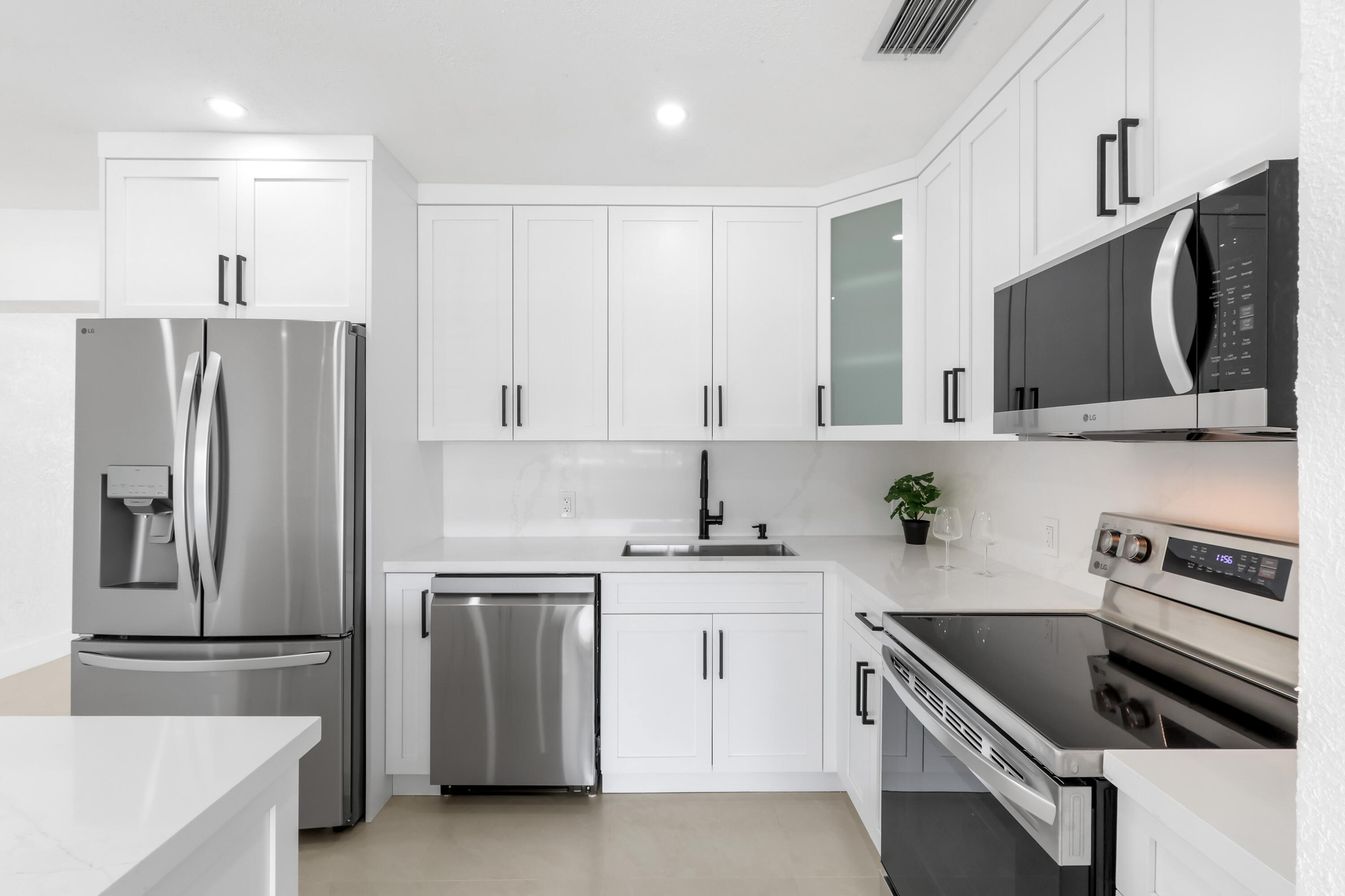 BOULEVARD HEIGHTS SEC 6 - Residential Lease