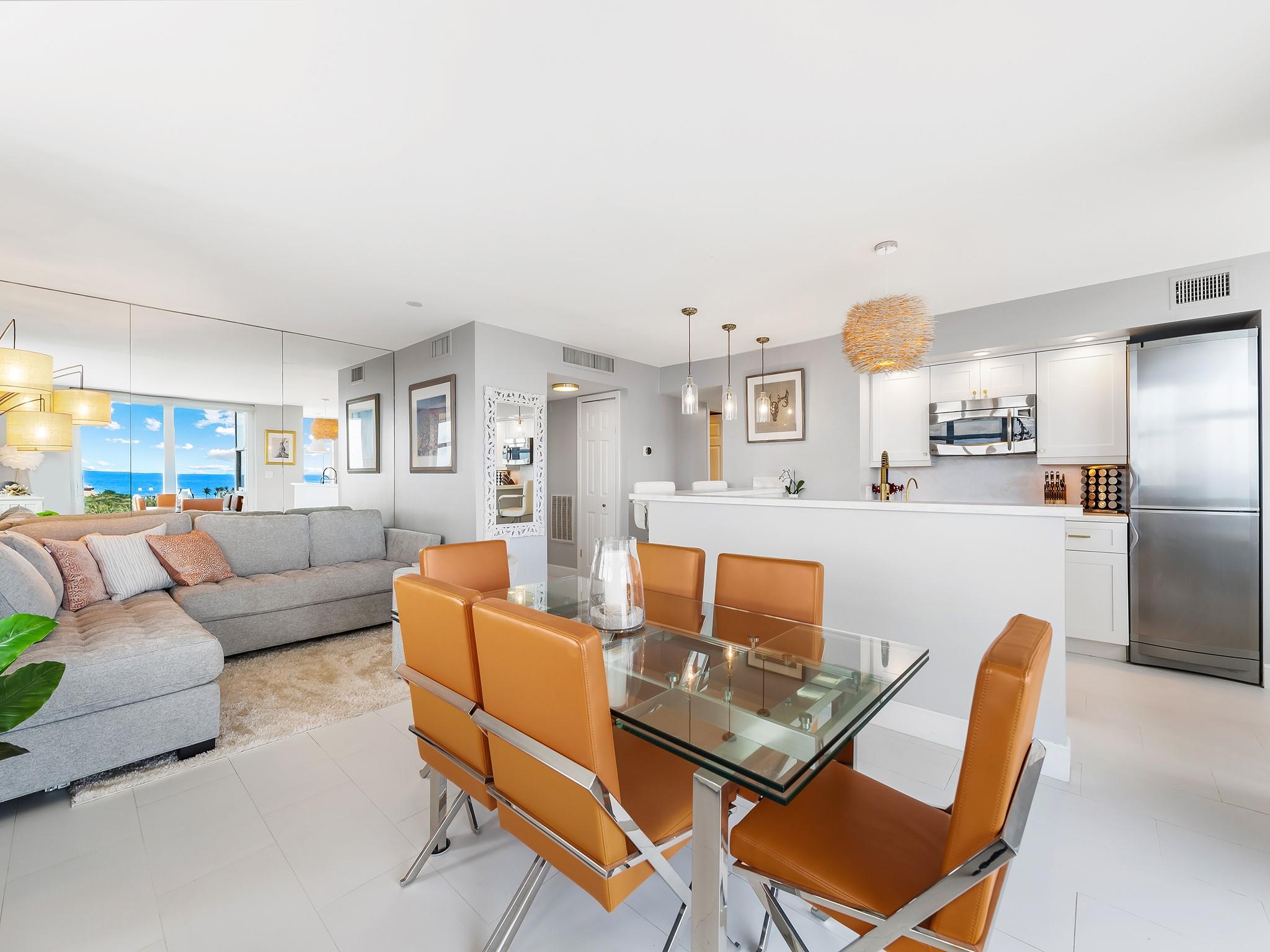 HILLSBORO LIGHT TOWERS - Residential