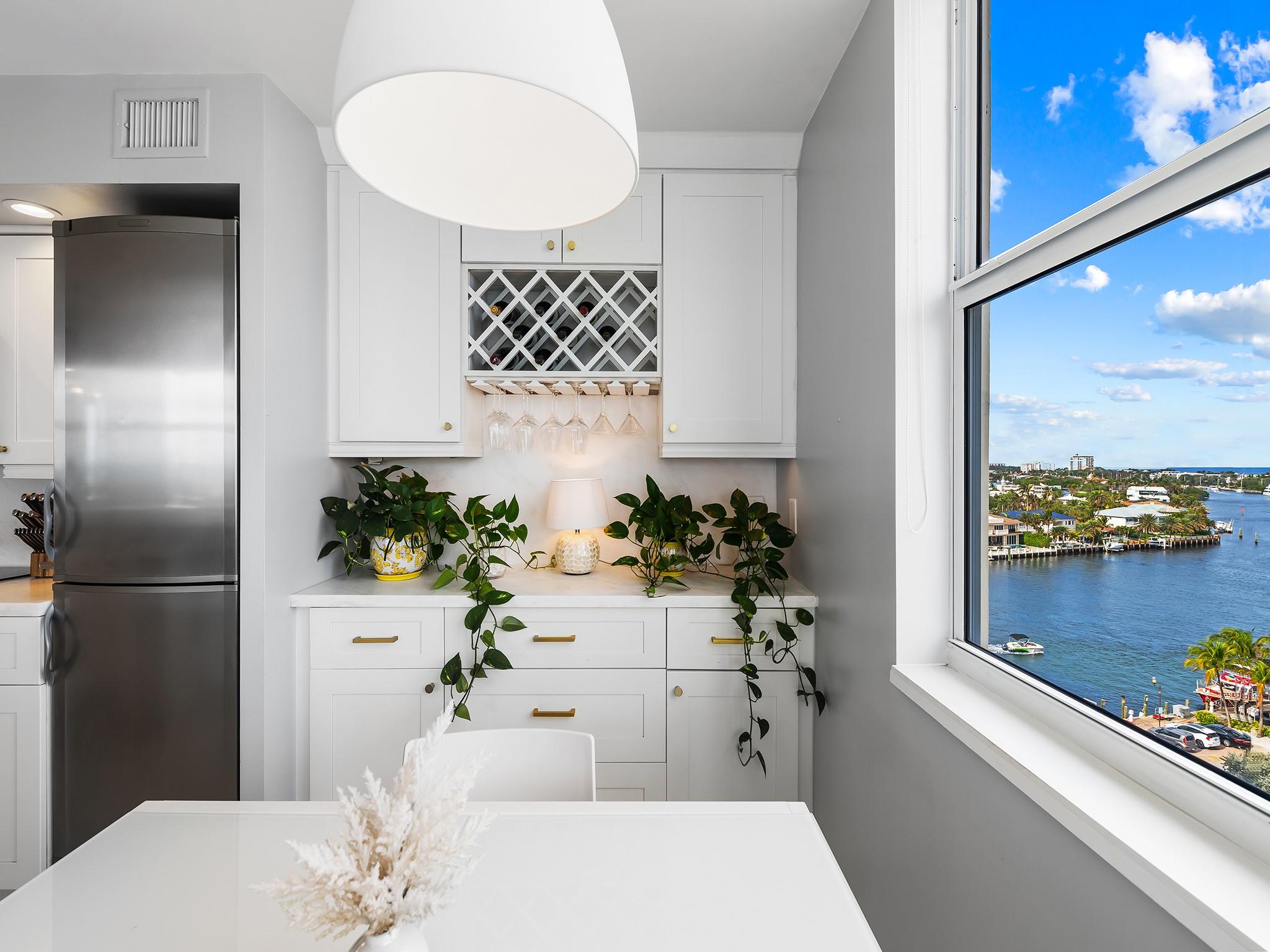 HILLSBORO LIGHT TOWERS - Residential