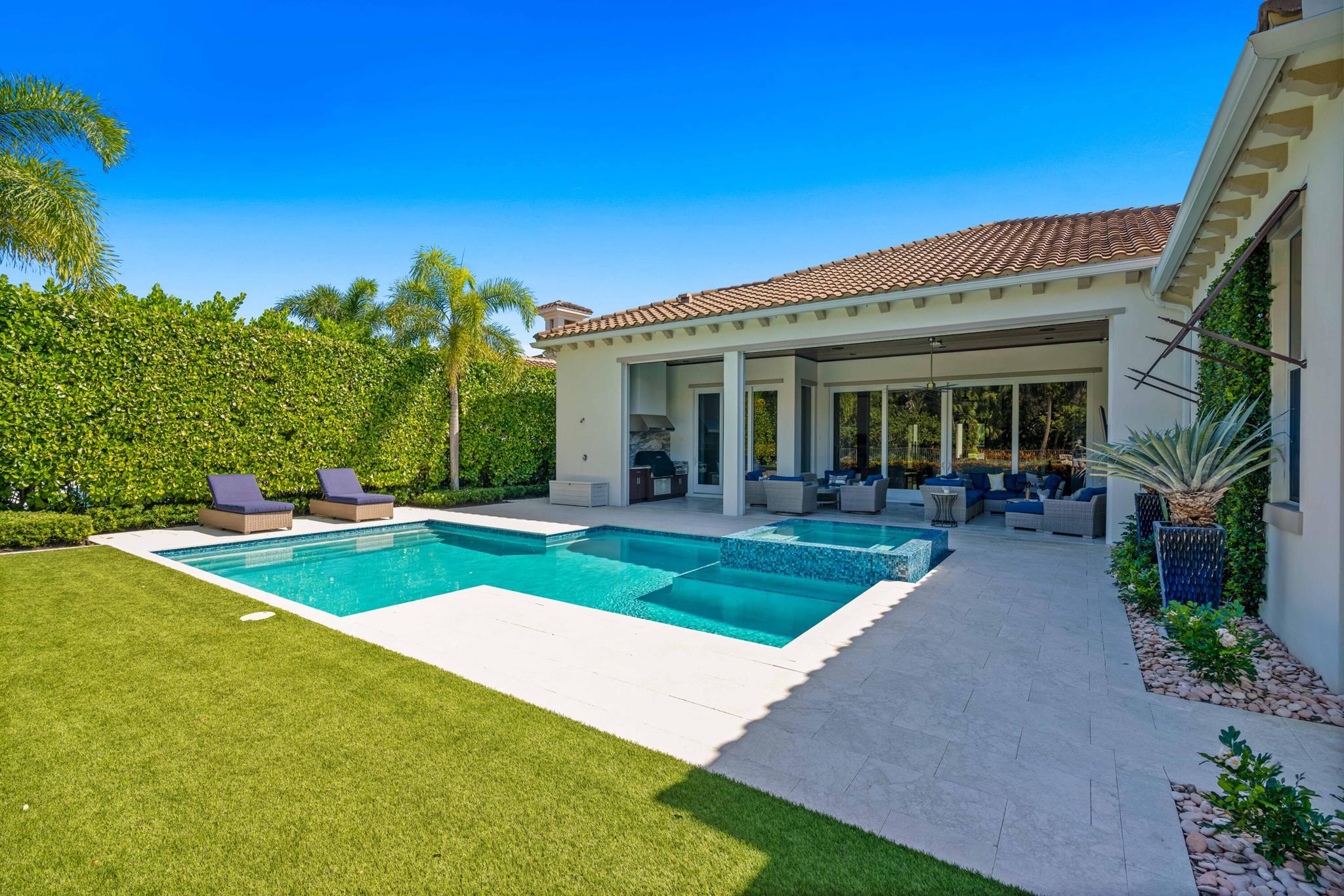 OLD PALM 2 - Residential