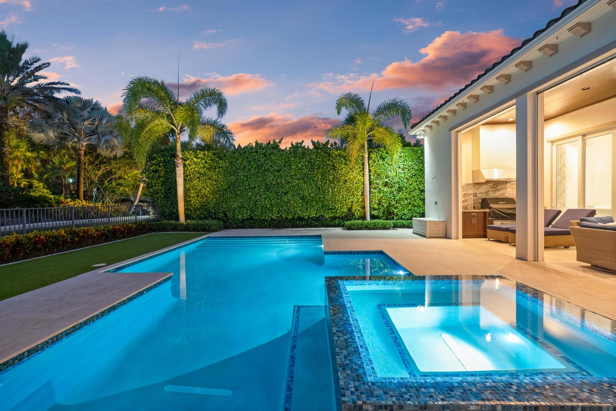 OLD PALM 2 - Residential