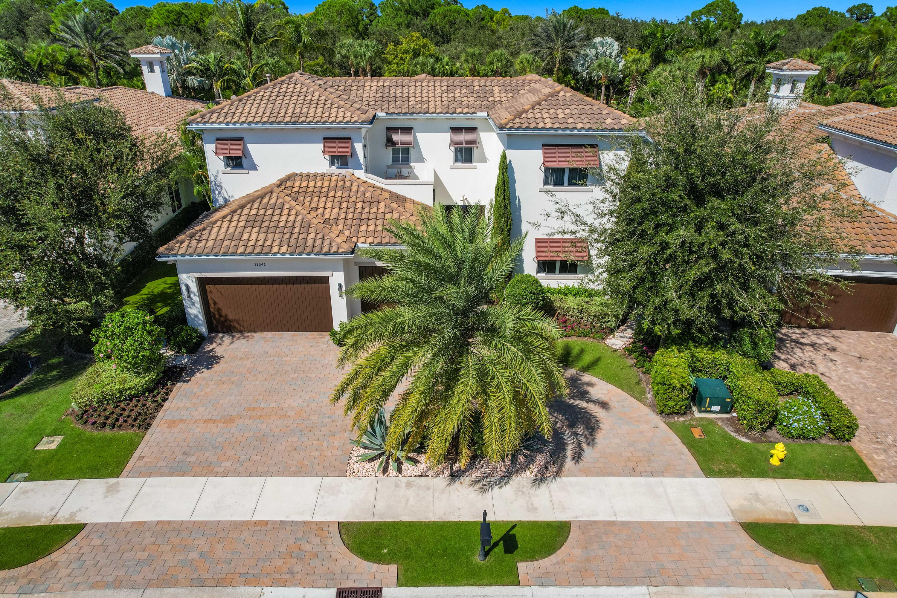 OLD PALM 2 - Residential