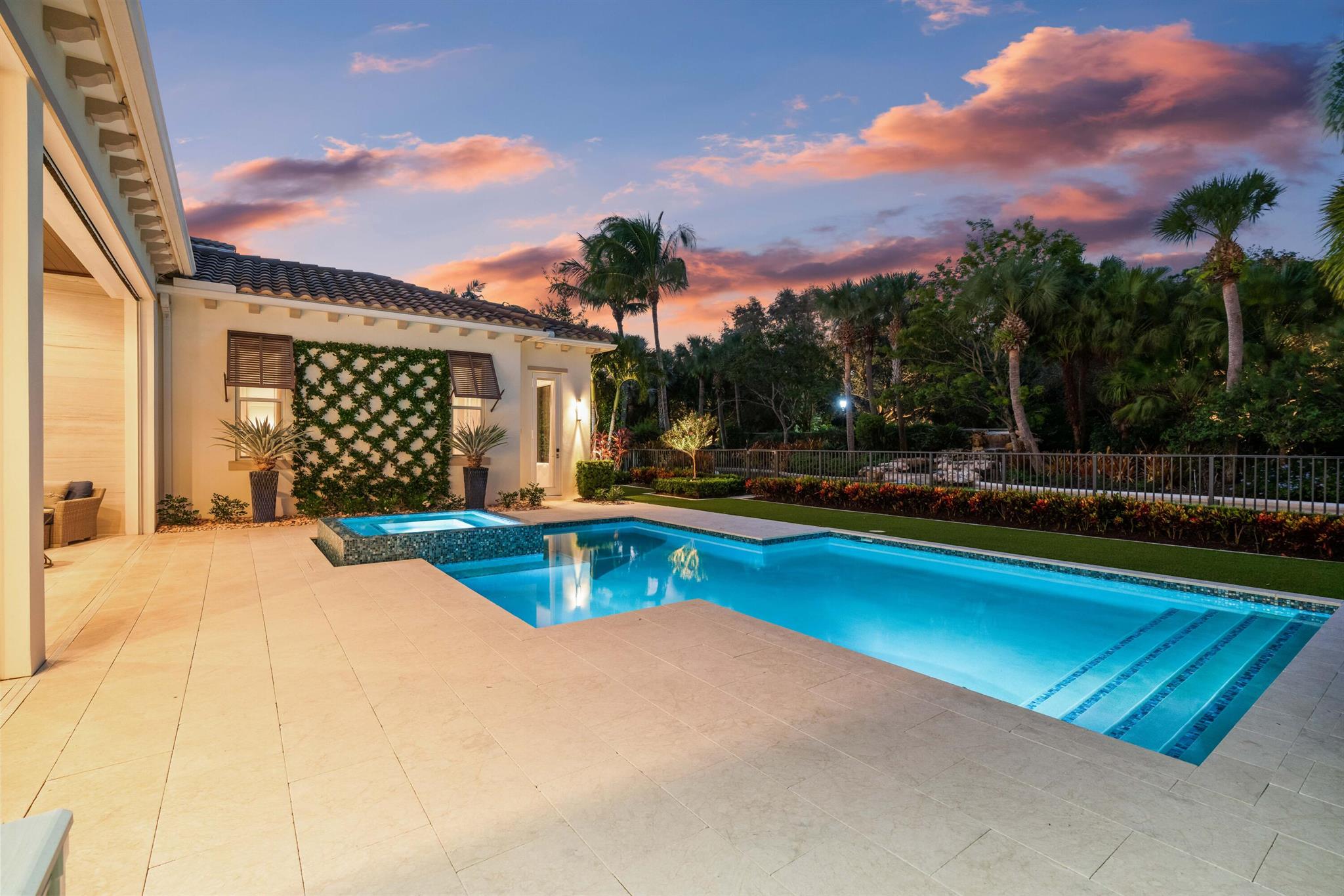 OLD PALM 2 - Residential