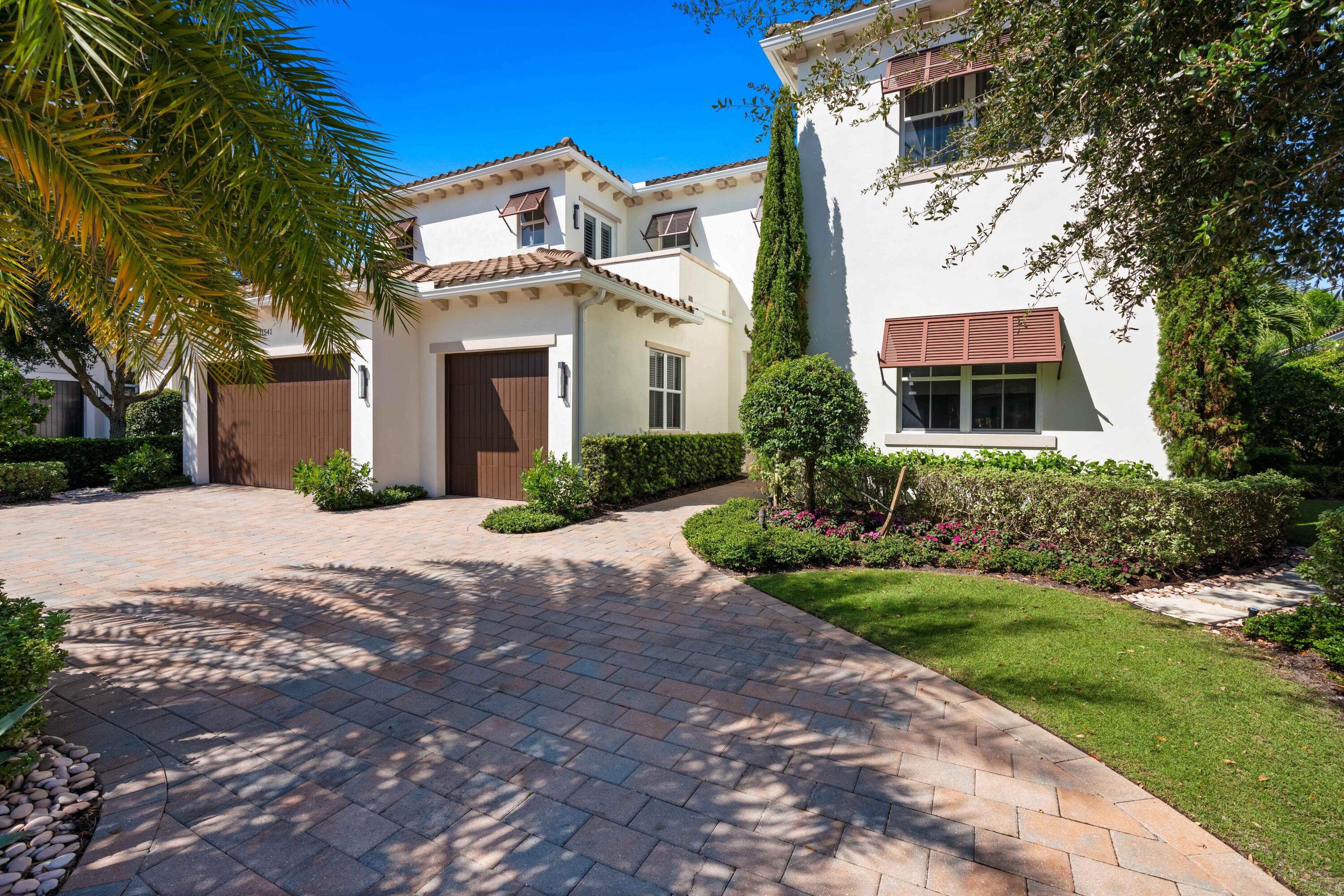 OLD PALM 2 - Residential