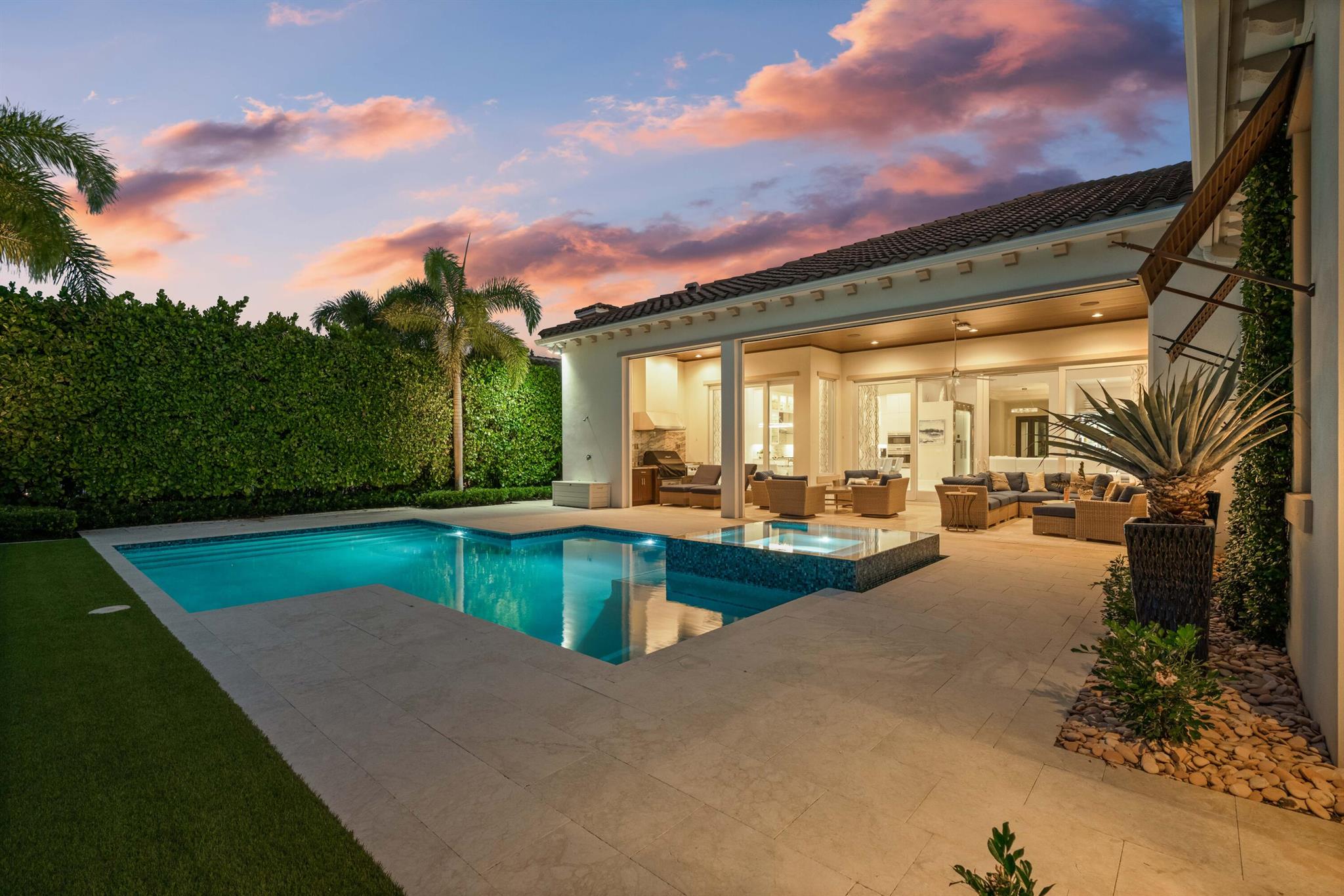 OLD PALM 2 - Residential