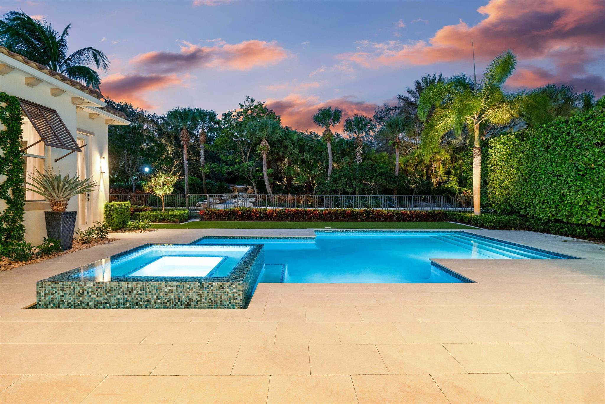 OLD PALM 2 - Residential