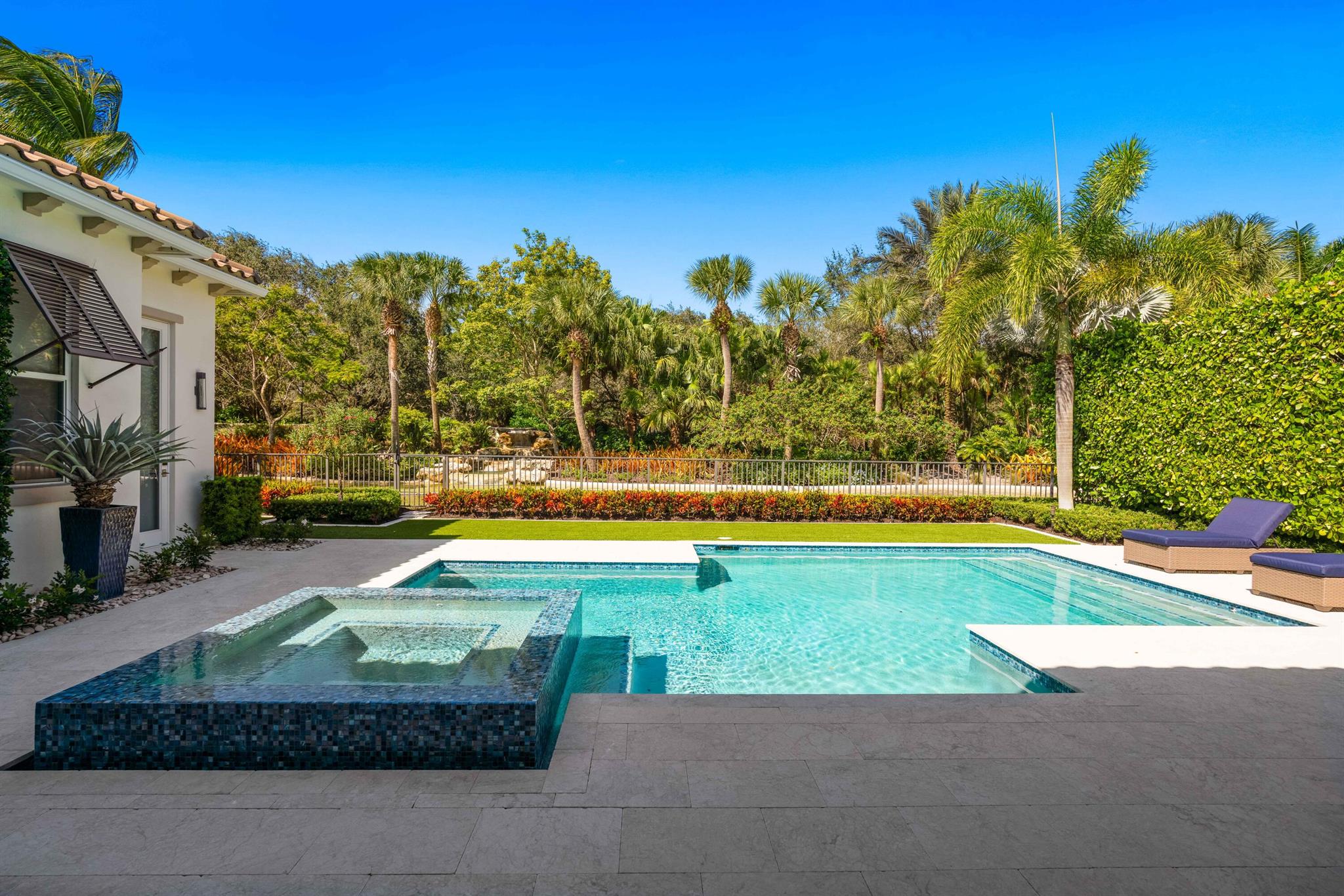 OLD PALM 2 - Residential