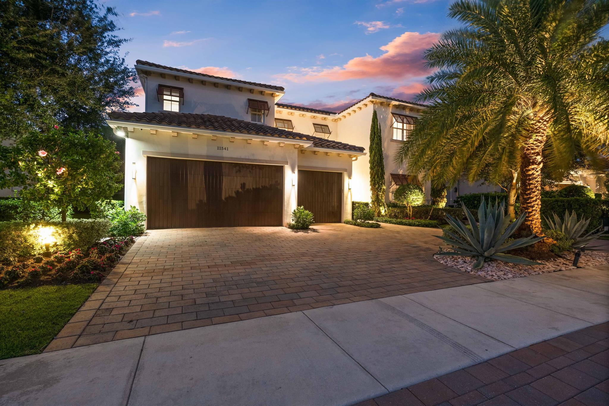 OLD PALM 2 - Residential