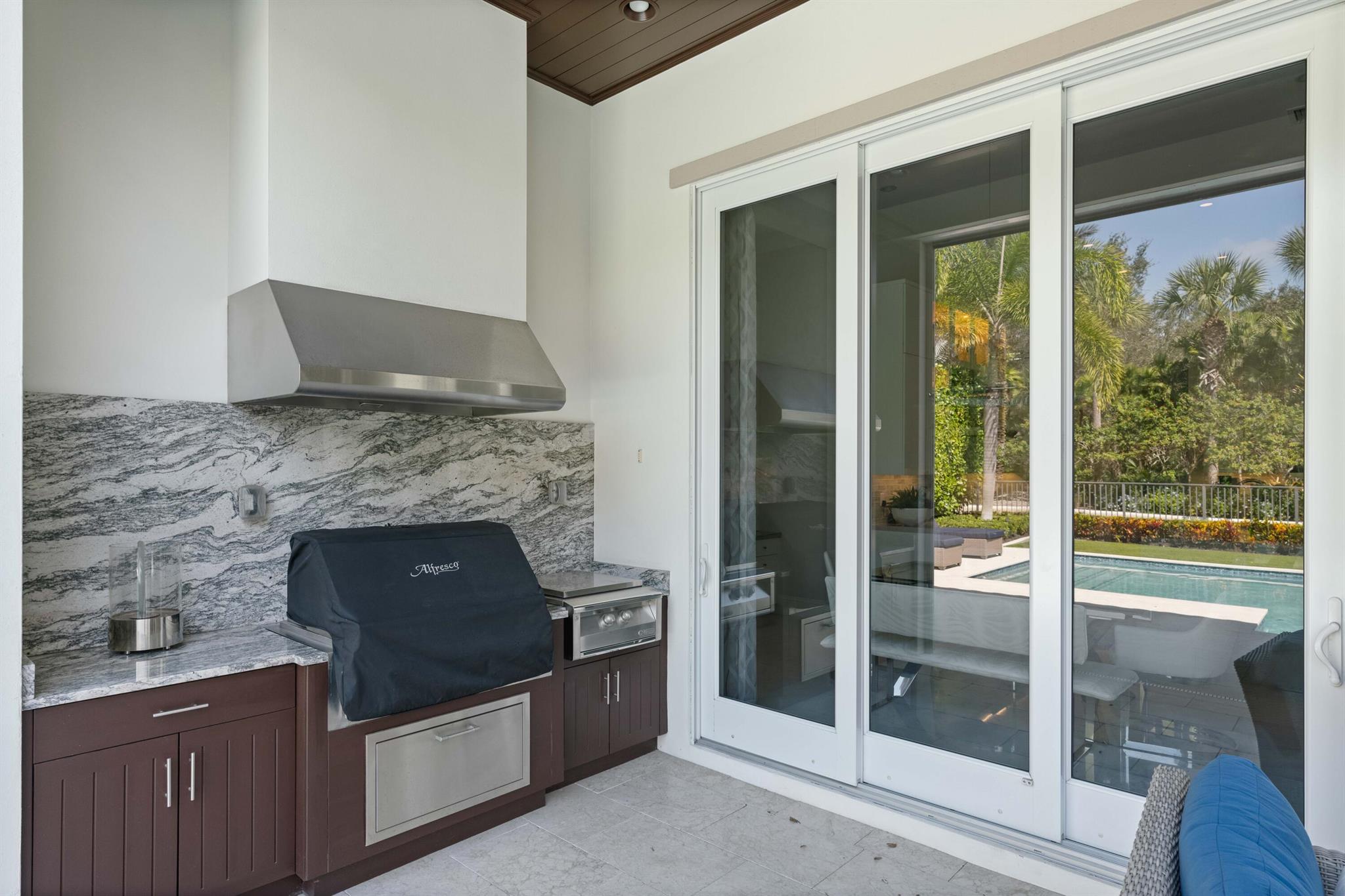 OLD PALM 2 - Residential