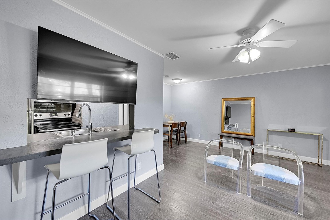 HEMINGWAY AT SAILBOAT - Residential Lease