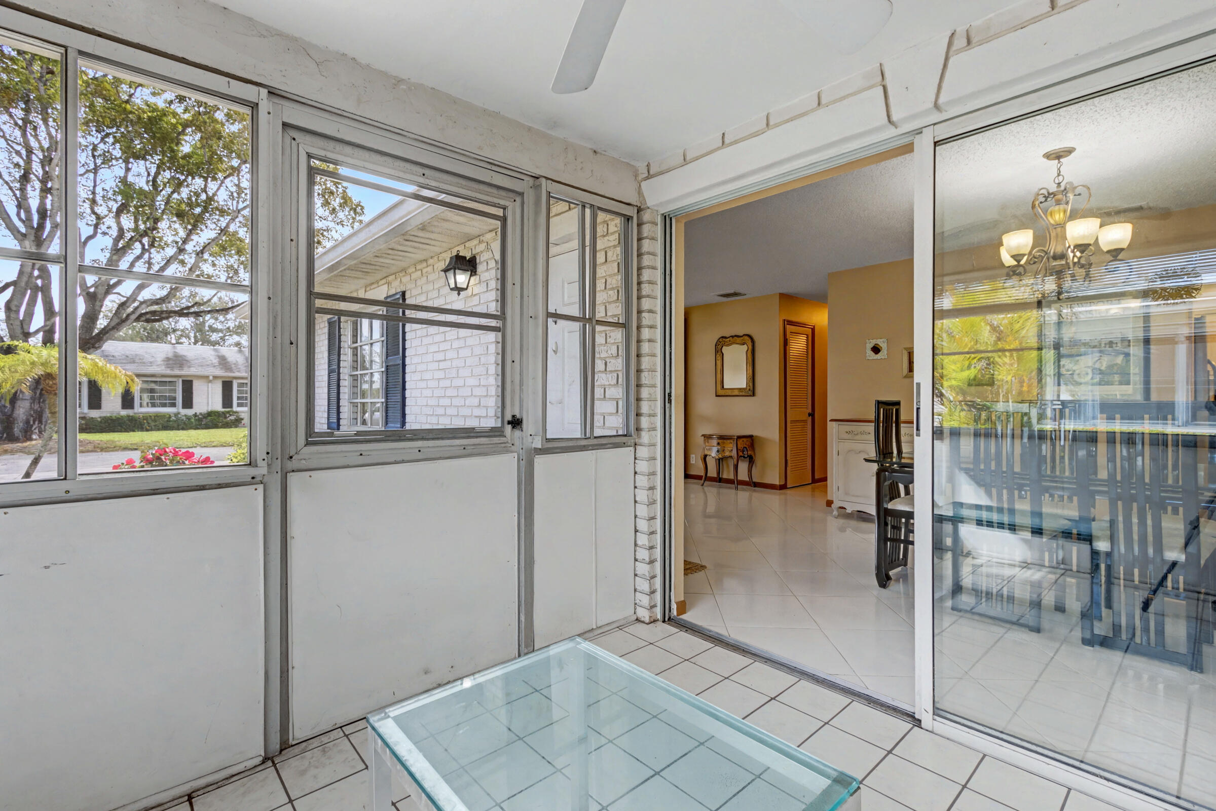 LIMETREE CONDO - Residential