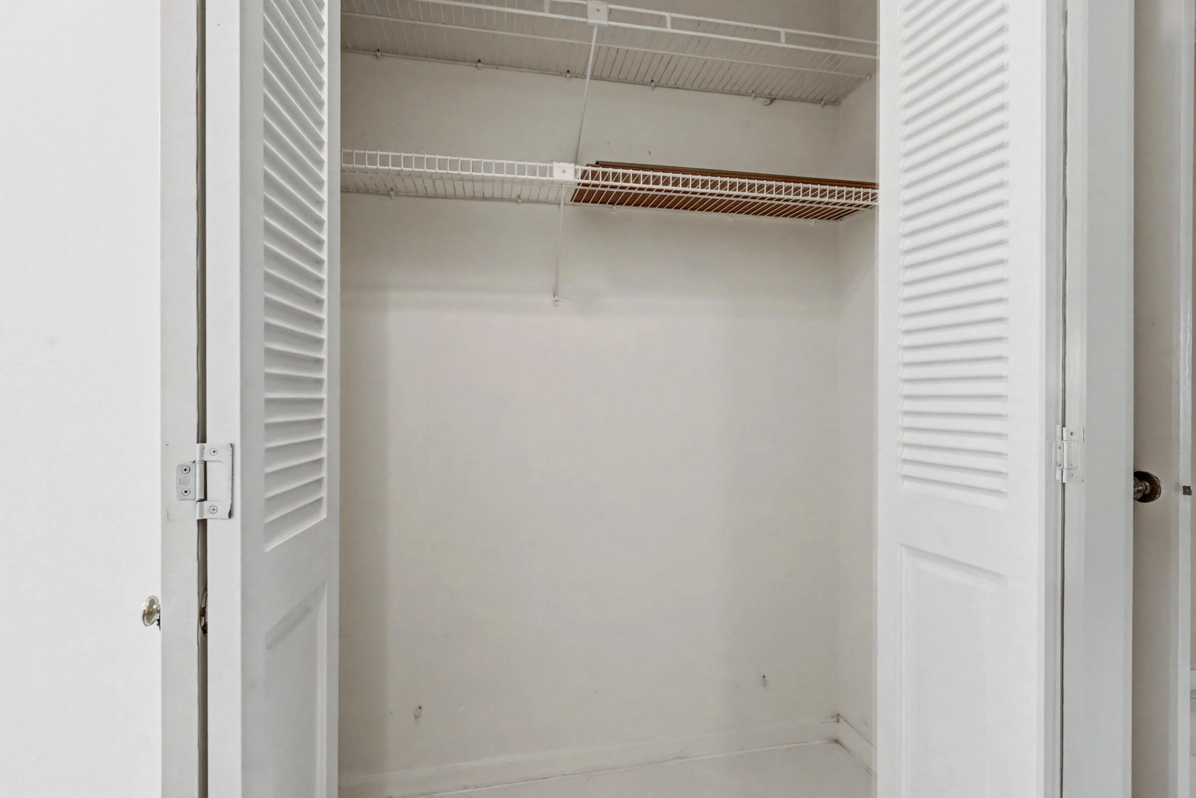 LIMETREE CONDO - Residential