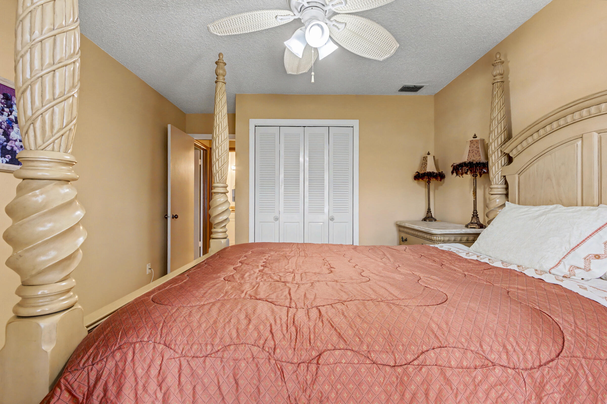 LIMETREE CONDO - Residential