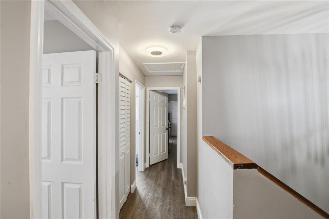 Woodlake Village Twnhms C - Residential Lease