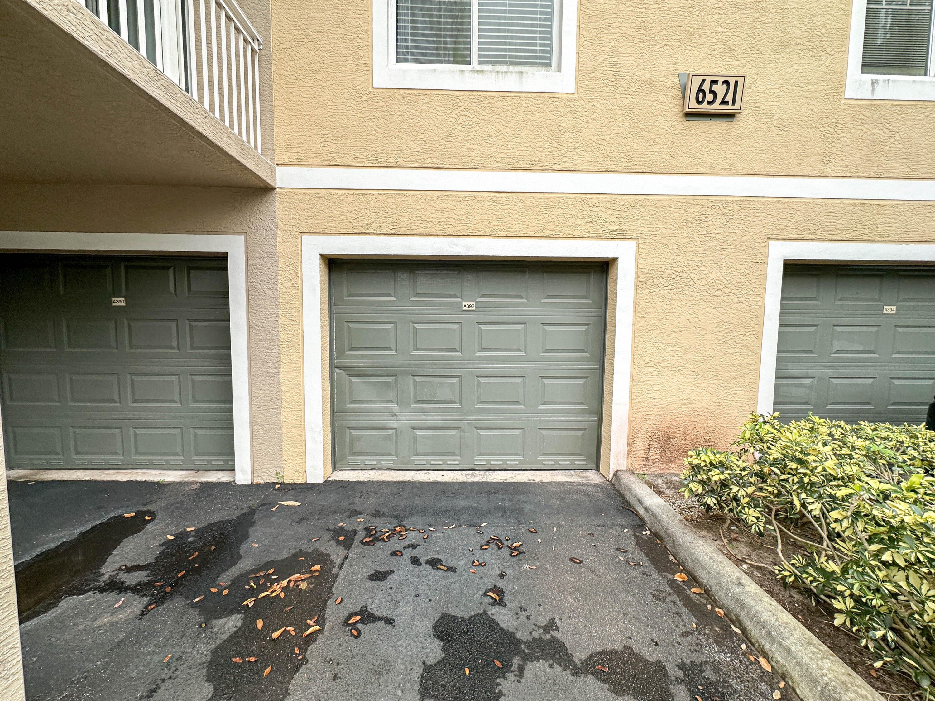 VILLAS AT EMERALD DUNES C - Residential Lease