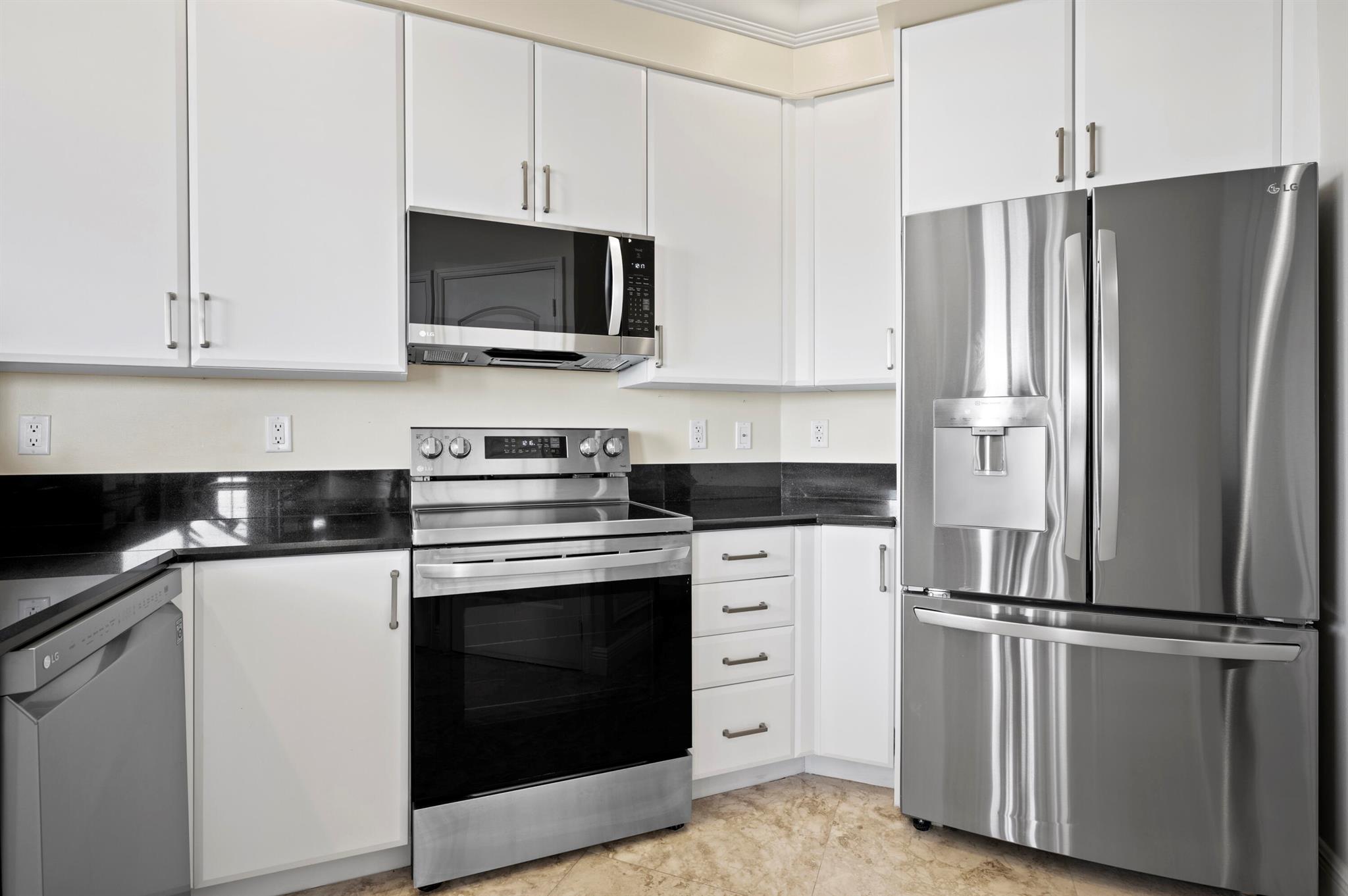 801 S Olive Avenue 416
