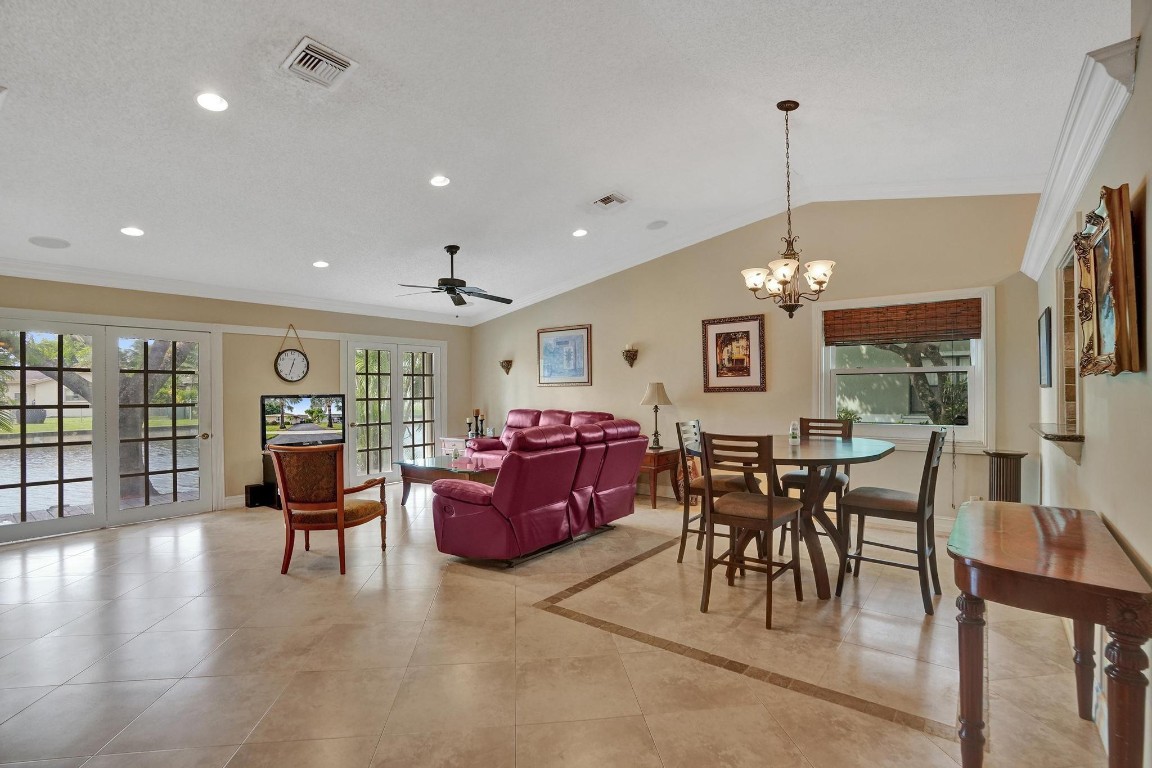 Woodview 103-34 B - Residential