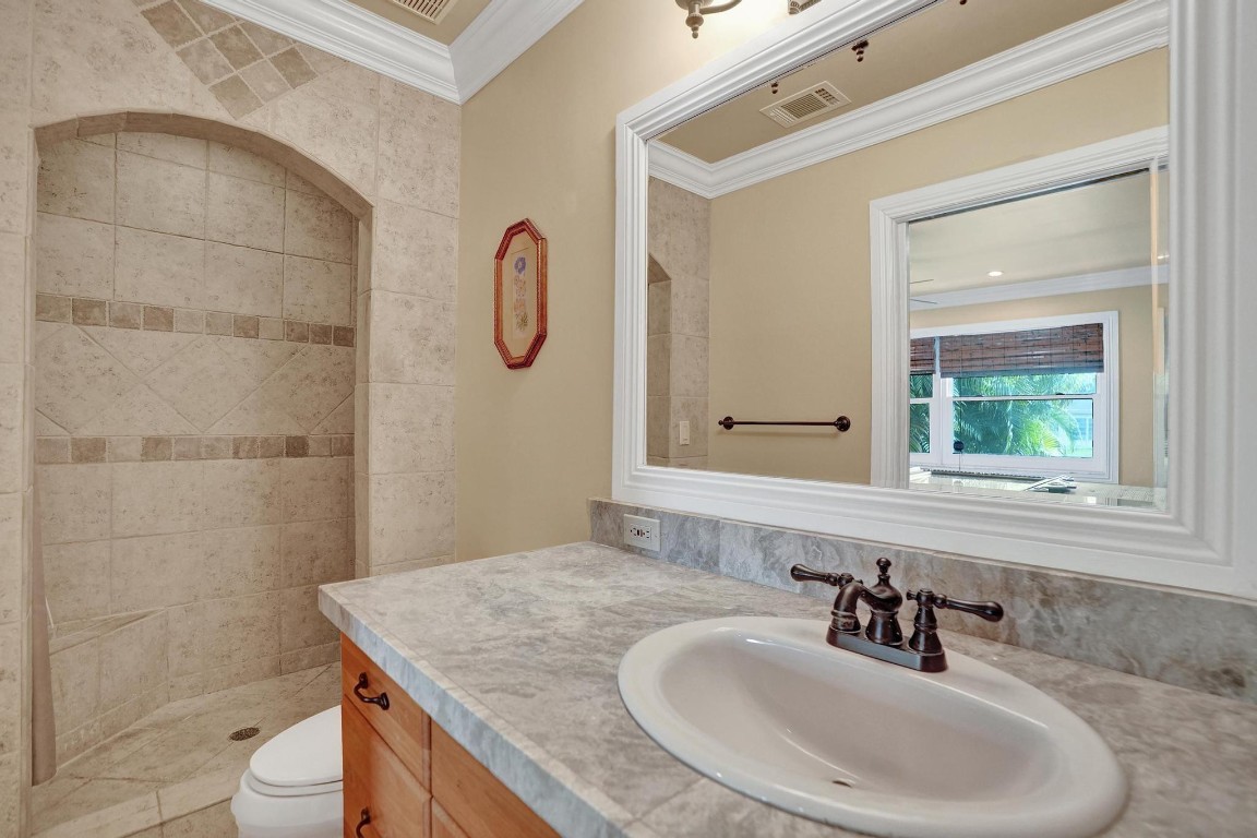 Woodview 103-34 B - Residential