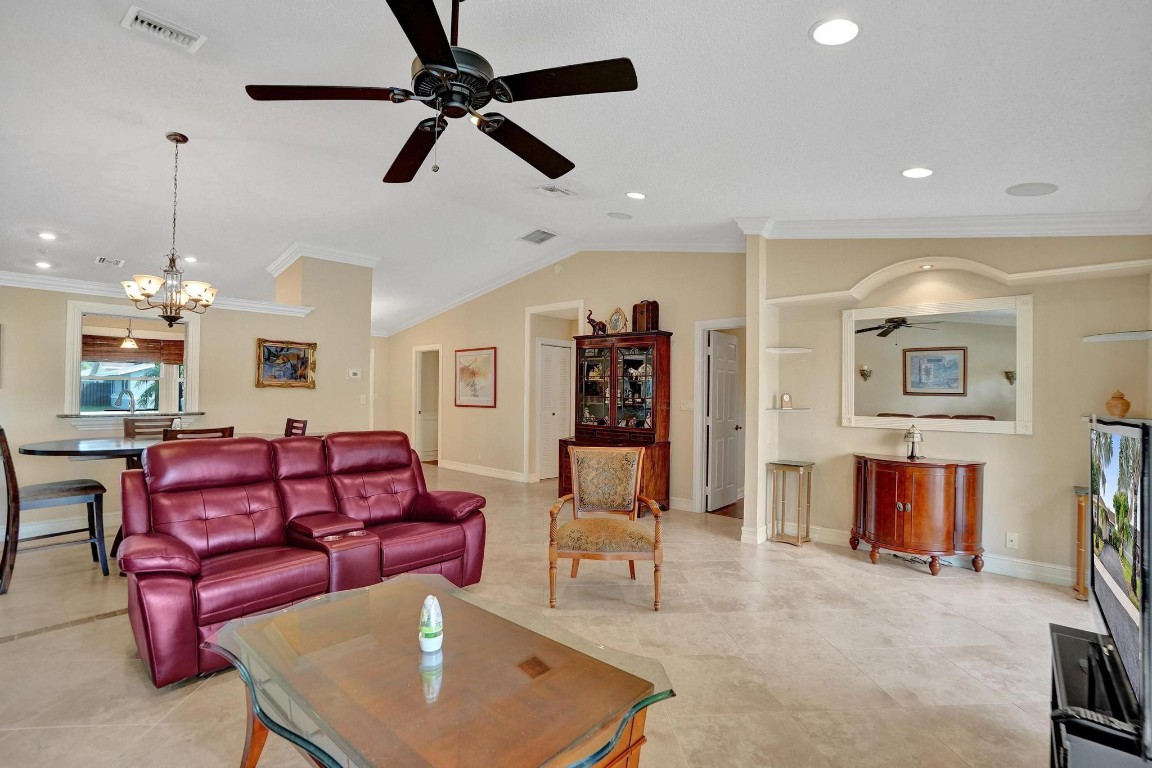 Woodview 103-34 B - Residential