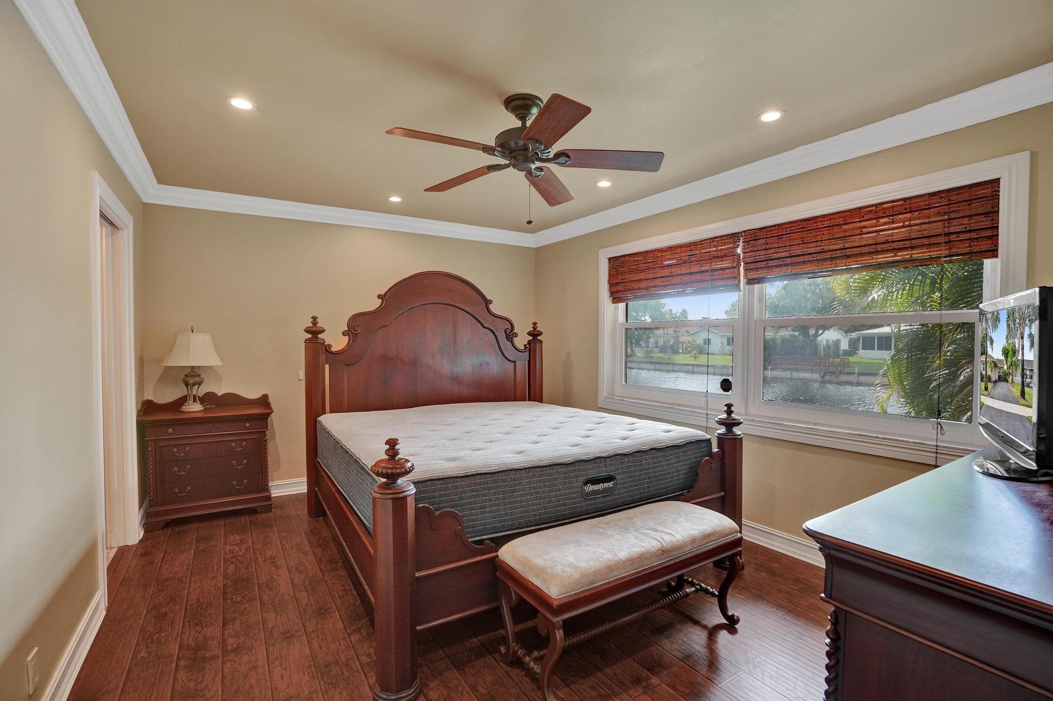 Woodview 103-34 B - Residential