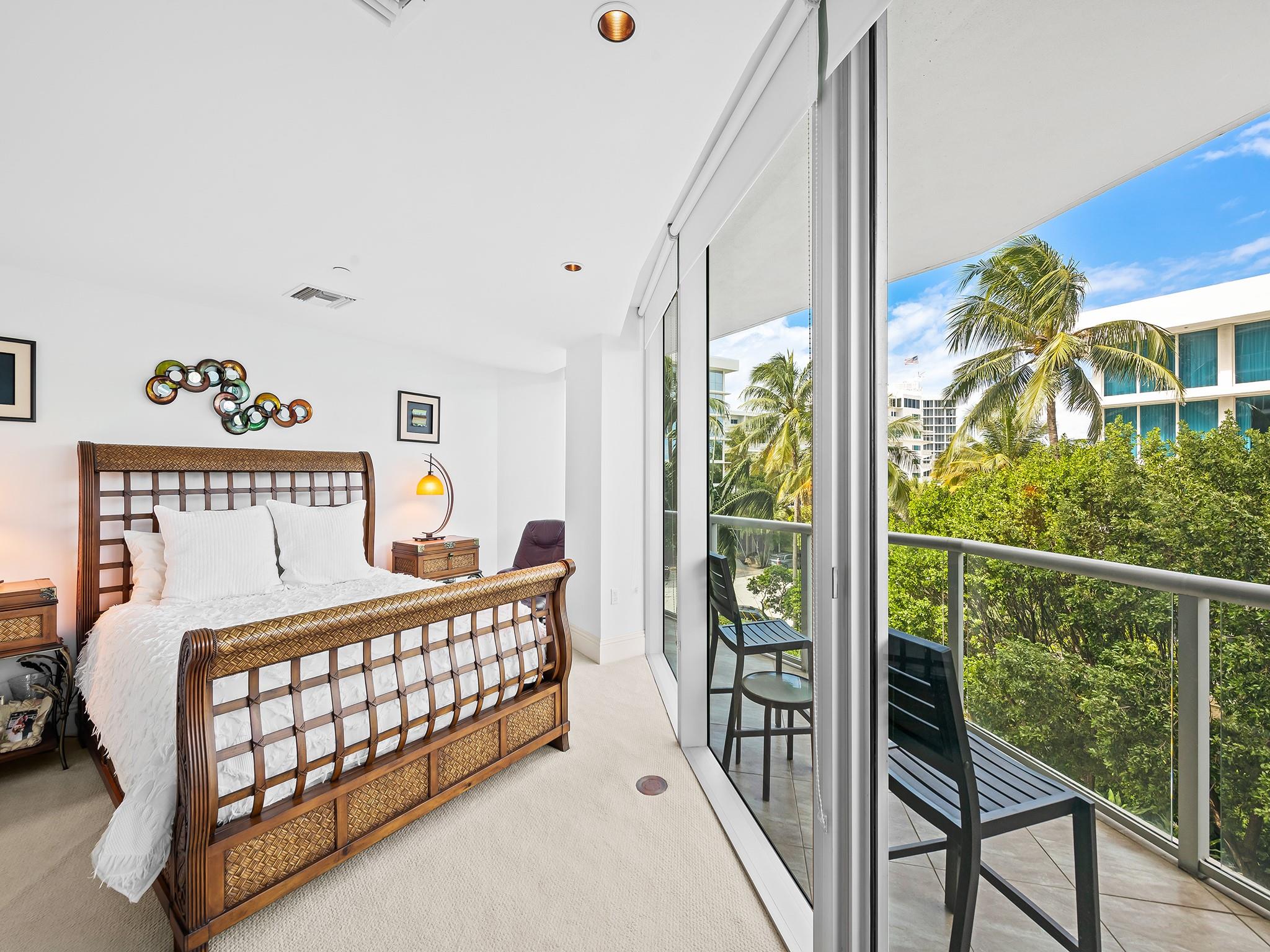 COCONUT GROVE - Residential