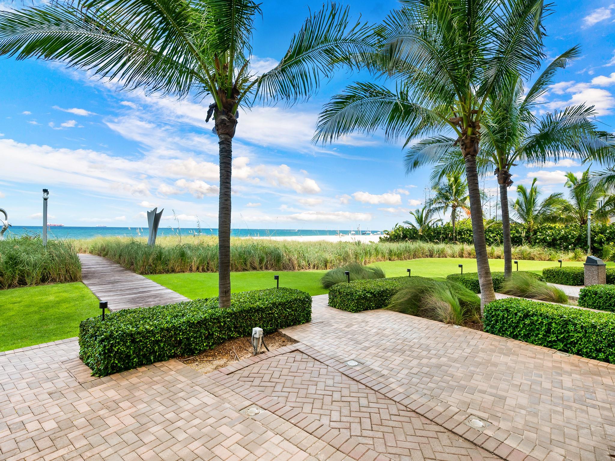 COCONUT GROVE - Residential