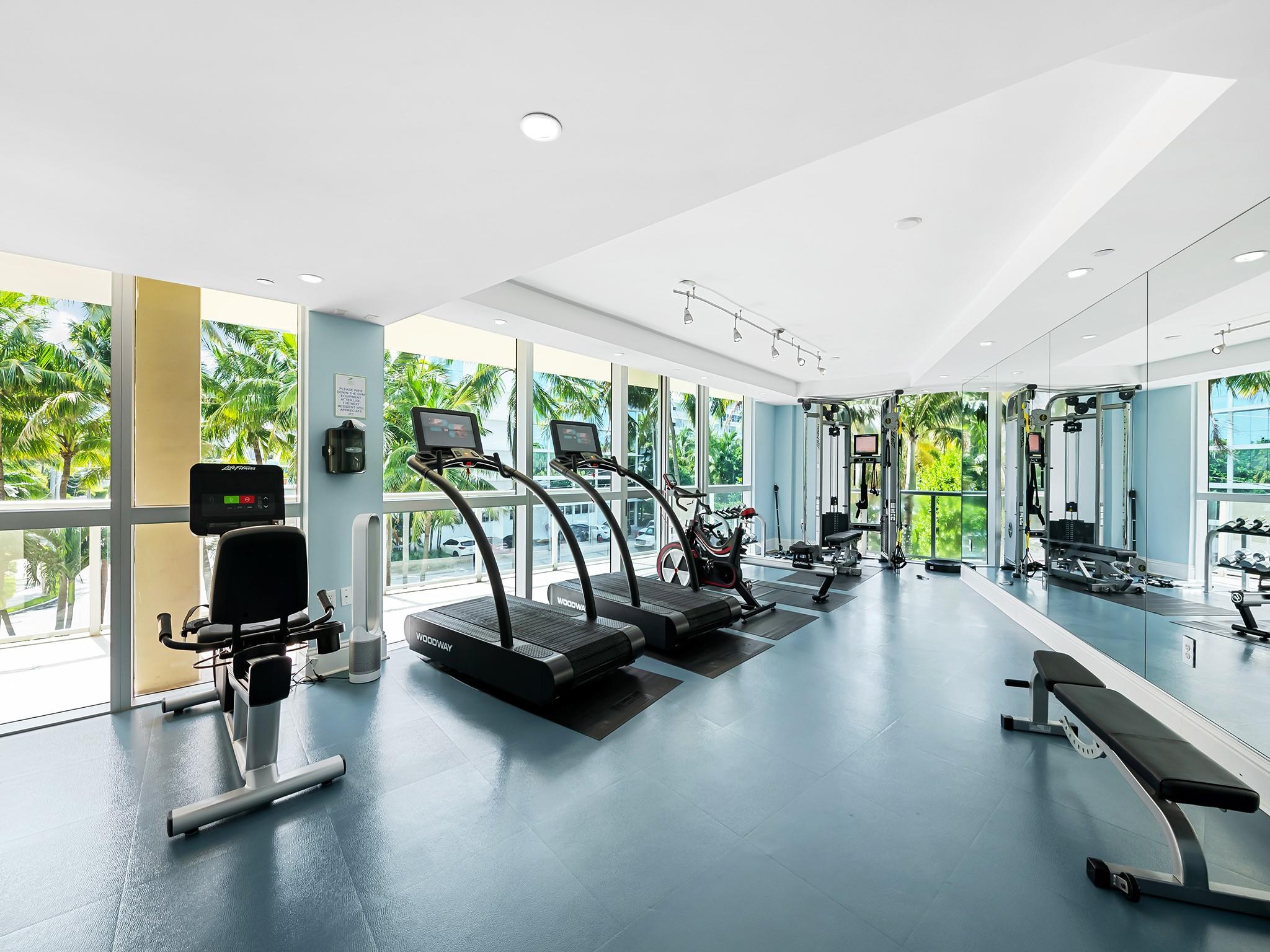 COCONUT GROVE - Residential