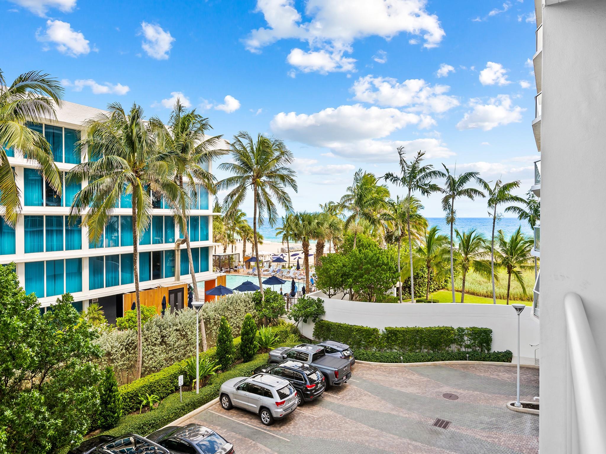 COCONUT GROVE - Residential