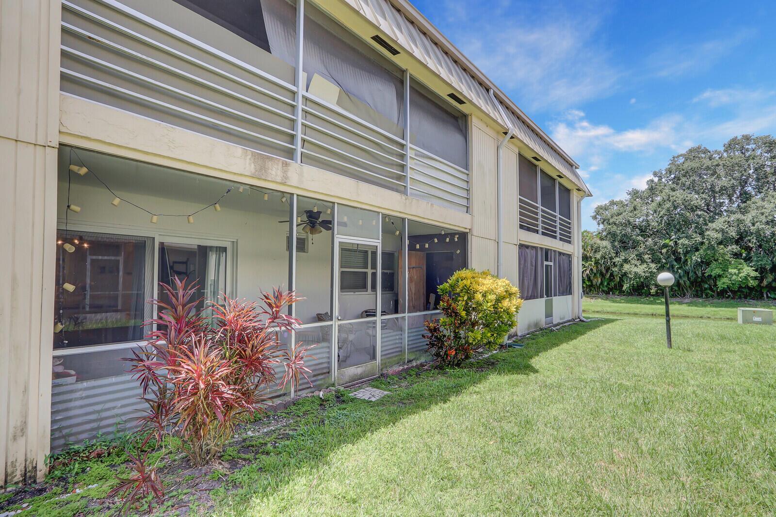 TRAILS END VILLAS INC CON - Residential Lease