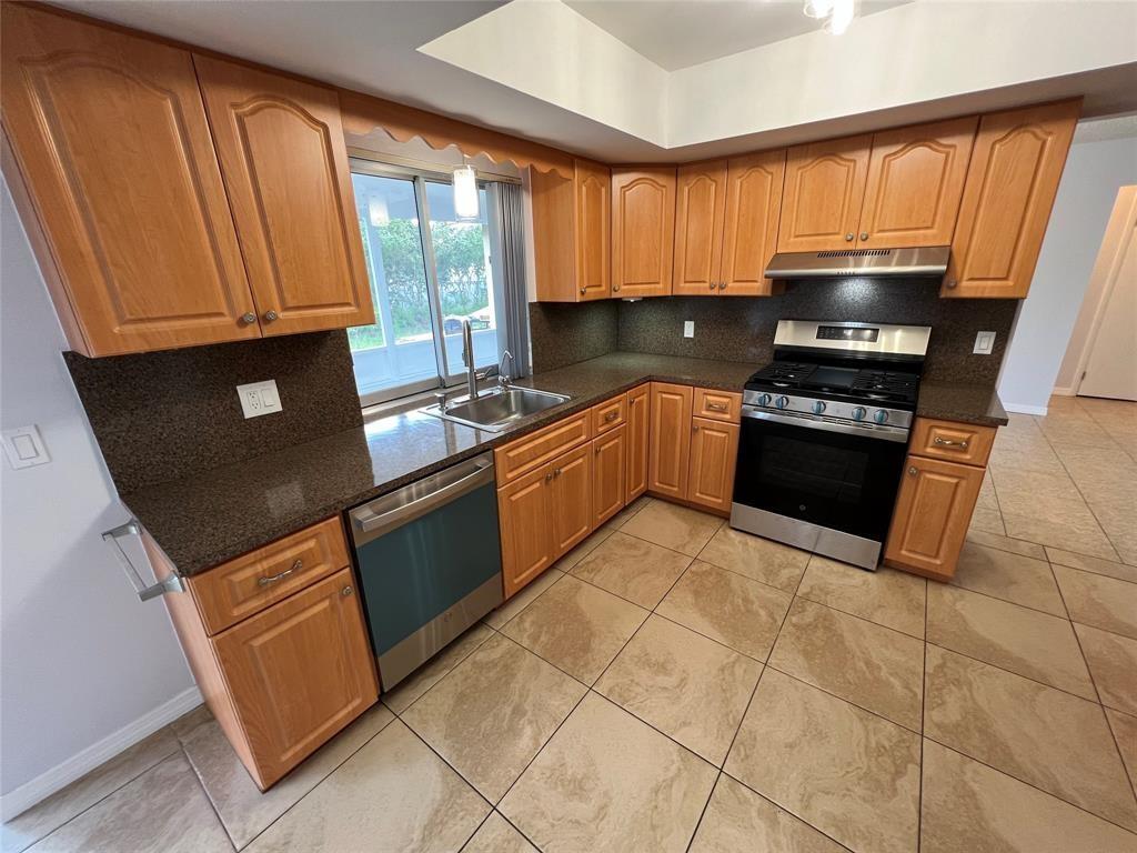Sunrise Golf Village Sec - Residential Lease