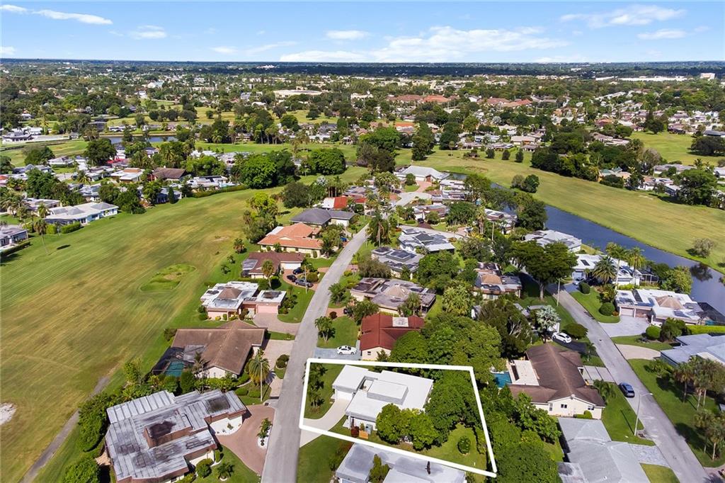 Woodlands Sec Five 67-43 - Residential