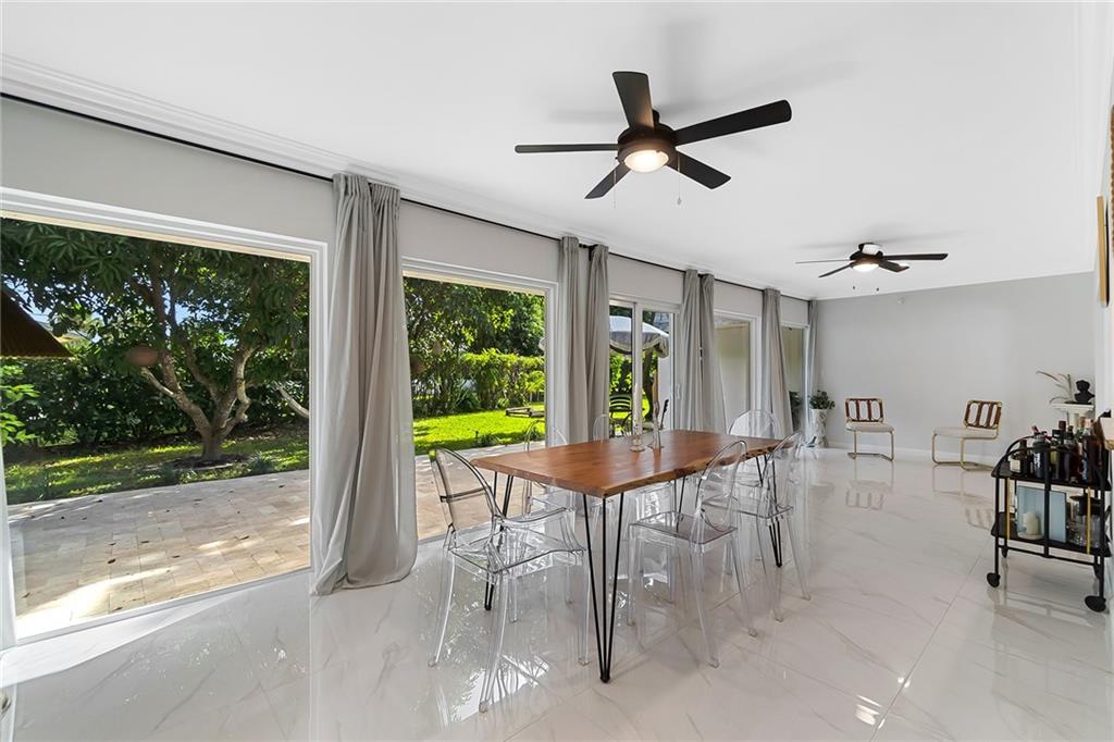 Woodlands Sec Five 67-43 - Residential