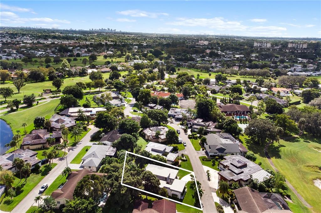 Woodlands Sec Five 67-43 - Residential