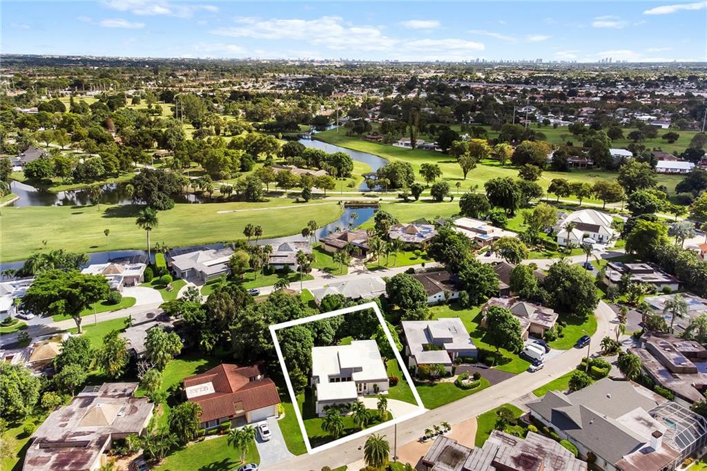 Woodlands Sec Five 67-43 - Residential