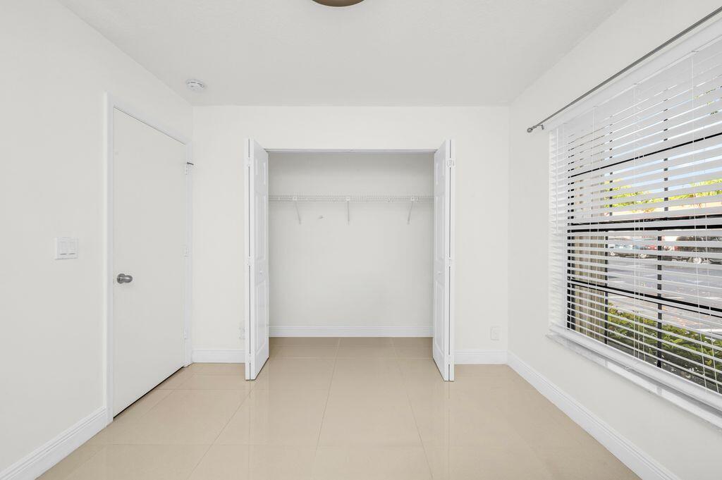 ANGLO-AMERICAN PLAT TWO - Residential Lease
