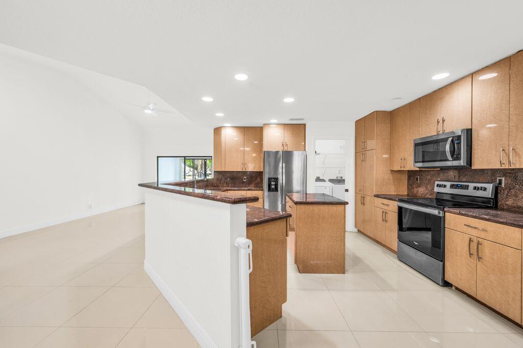 ANGLO-AMERICAN PLAT TWO - Residential Lease