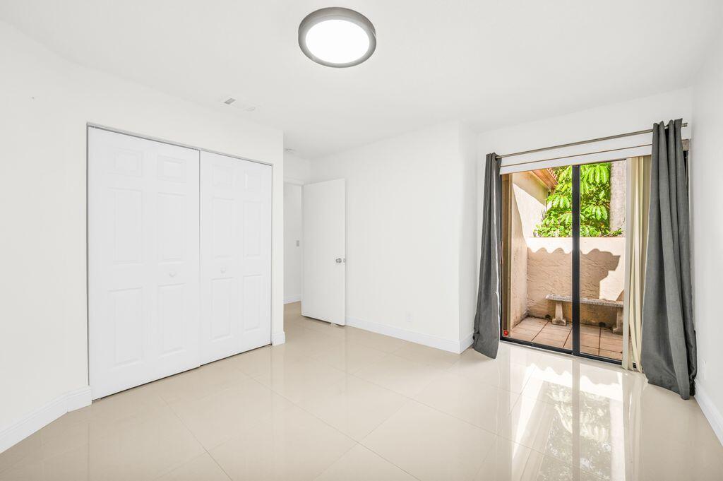 ANGLO-AMERICAN PLAT TWO - Residential Lease
