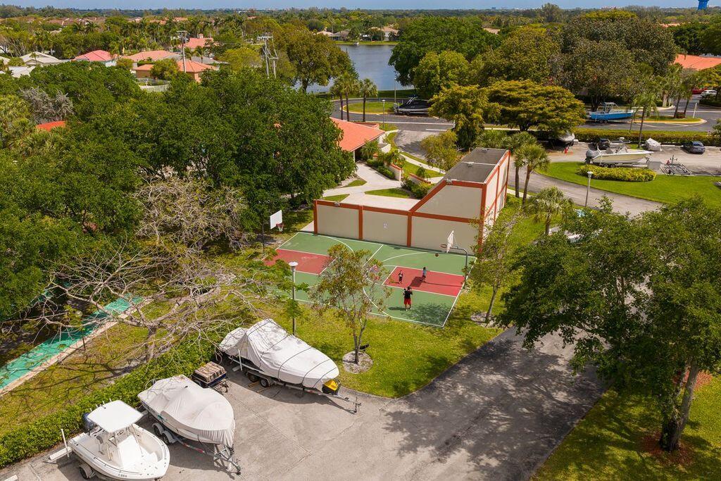ANGLO-AMERICAN PLAT TWO - Residential Lease