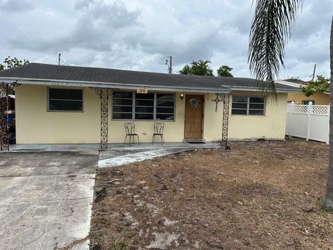 615 Garnett Street Lantana FL 33462