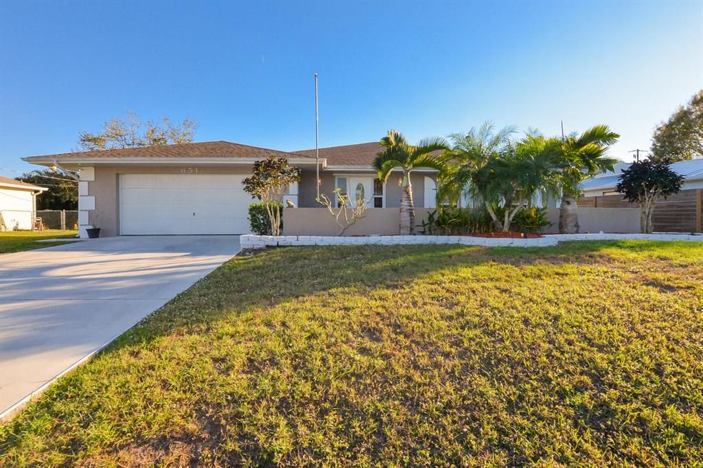 Photo of 651 SE Degan Drive, Port Saint Lucie, FL 34983 (MLS # R10770840)