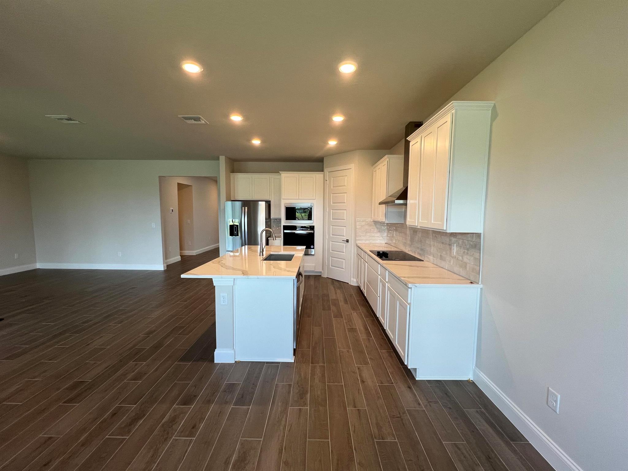 LTC RANCH WEST PHASE 1 - Residential Lease